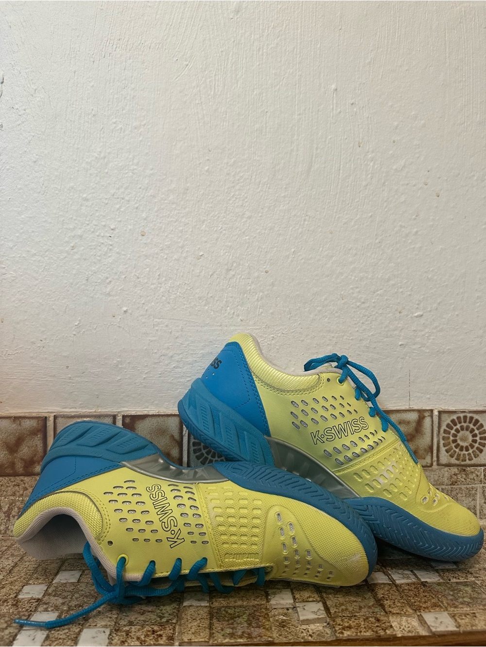 K-Swiss Yellow and Blue Athletic Shoes